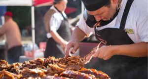 bbq_chef_preparing_dishes_at_festival 2