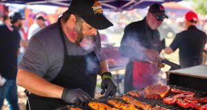 san_antonio_bbq_cookoff_pitmaster_in_action